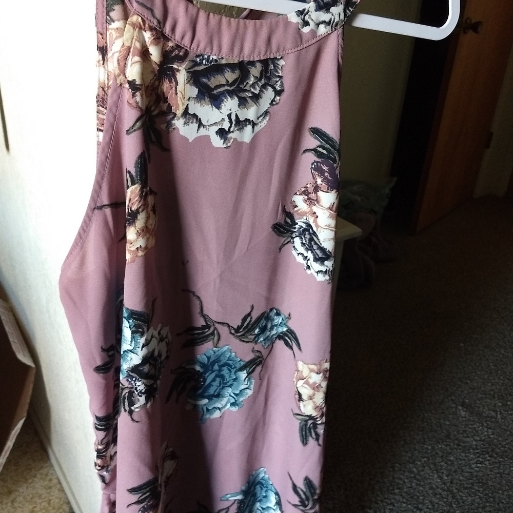 Cute floral top